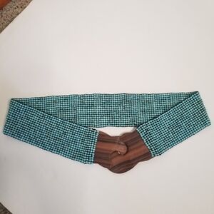 Beaded elastic belt with wooden clasp turquoise color